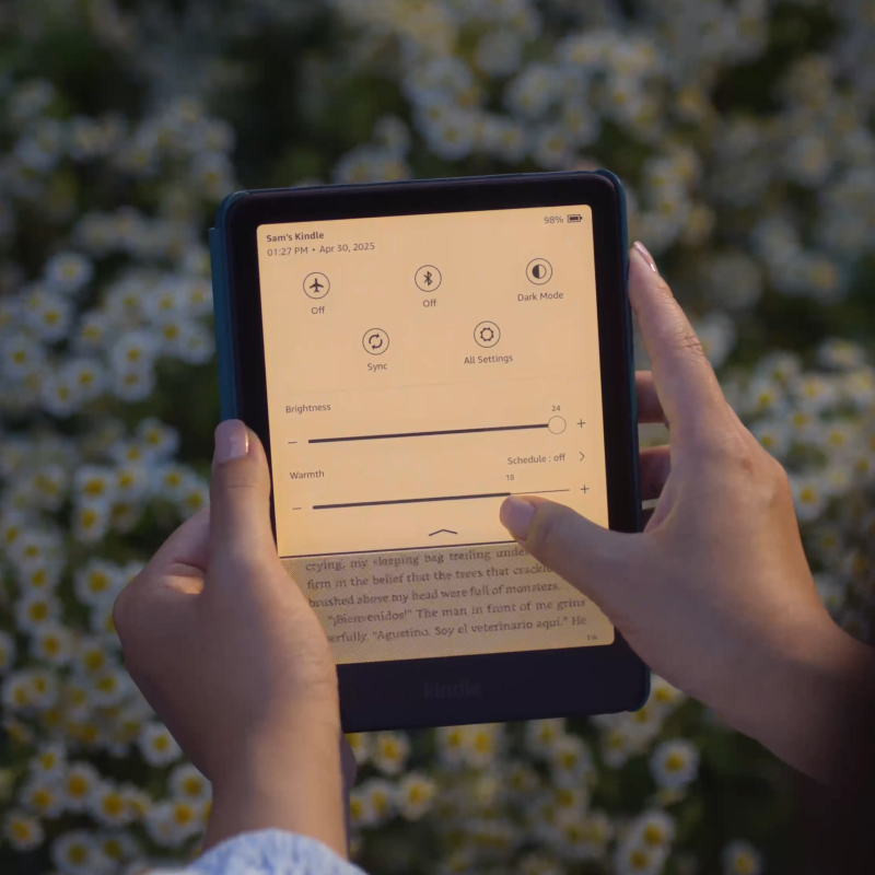 Электронная книга Amazon Kindle PaperWhite 2024 (без рекламы), 32 ГБ, малиновый Фото-4