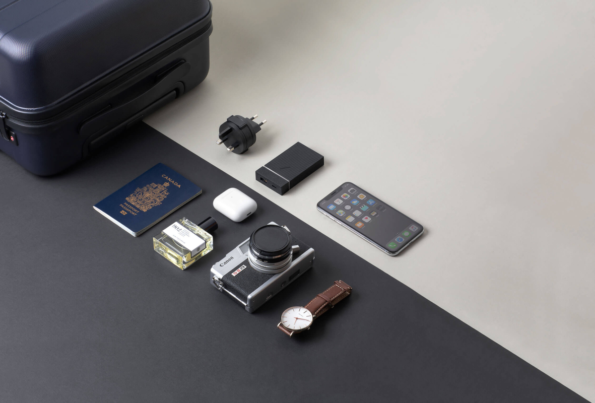 Сетевое зарядное устройство Native Union 20Вт, USB-A + USB-C, PD, черный Фото-6