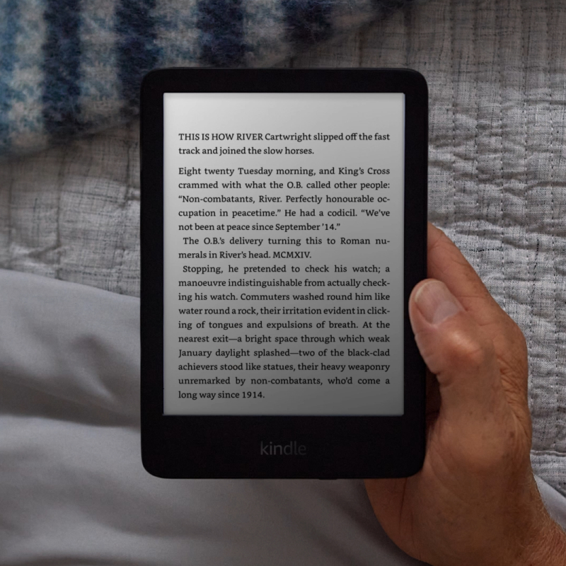 Электронная книга Amazon Kindle 11 2024 (с рекламой), 16 ГБ, черный Фото-3