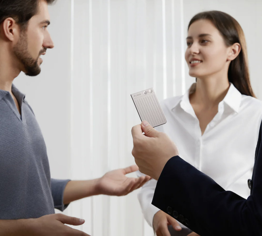 Диктофон Plaud Note AI Voice Recorder with Two Cases, серый Фото-5
