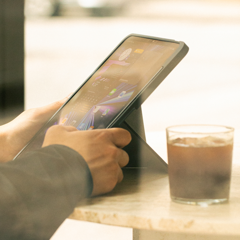Чехол Native Union Active Case для iPad 10.9", черный Фото-8